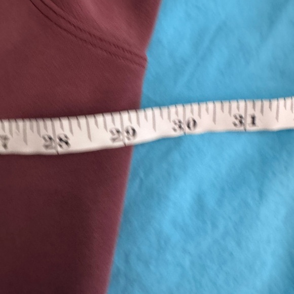 NWOT Lululemon Perfectly Oversized Cropped Crew *Softstreme - Picture 4 of 6